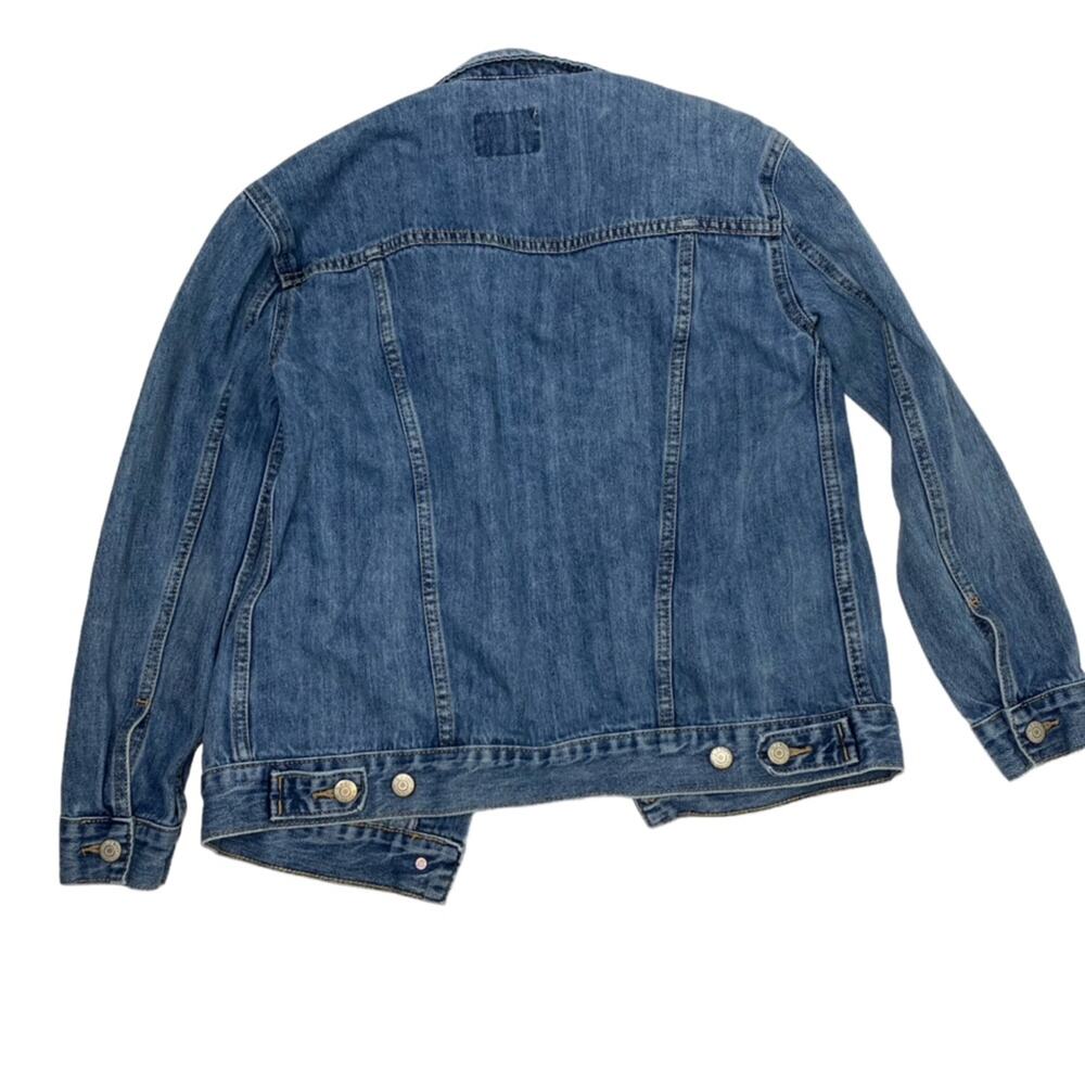 Denim Trucker Jacket in a Medium Wash Size XS by Old Navy - Picture 3 of 7